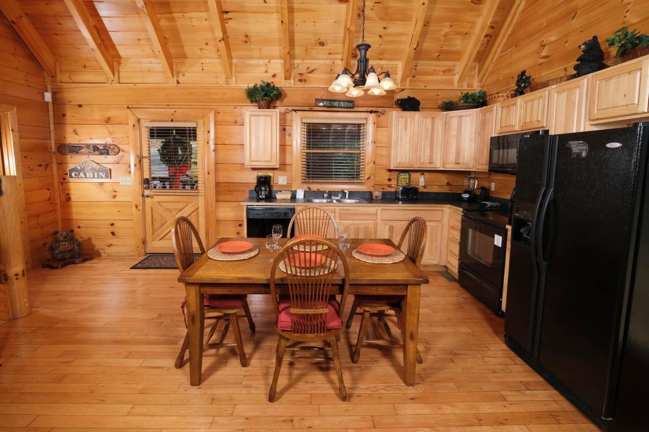 A Bear Creek Crib Villa Pigeon Forge Eksteriør bilde